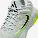 Tênis Nike Giannis Immortality 4